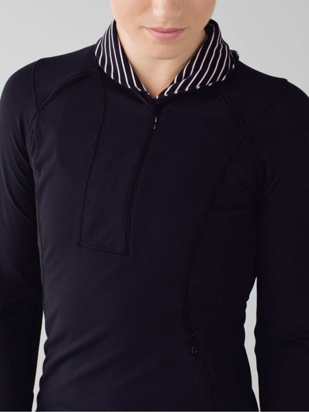 Lululemon Think Fast Pullover
Black / Parallel Stripe Black White Sz 12